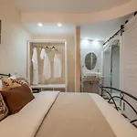 Dimora Sant'ignazio Πανσιόν 3*